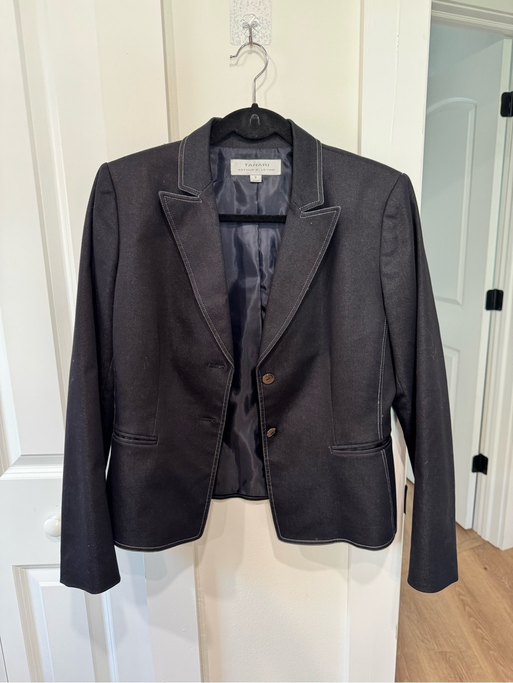 Tahari Black Women's Notch-Lapel Blazer